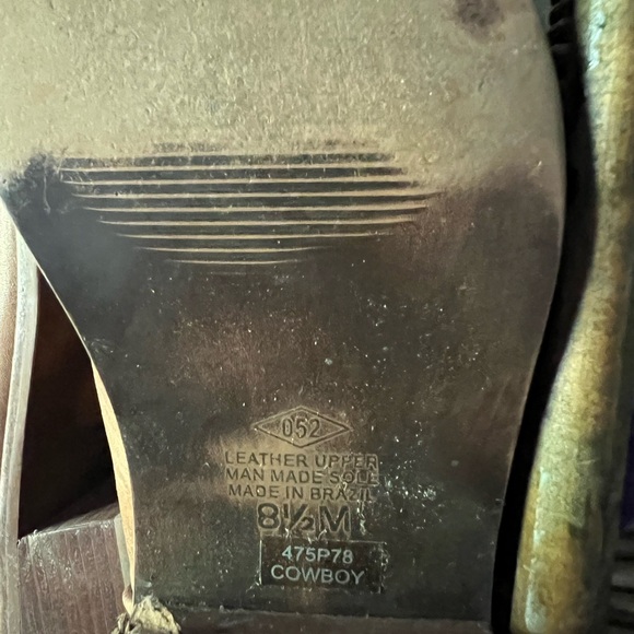 Bass Women Genuine Leather Tan Cowboy Western Distressed Boots - Picture 5 of 5